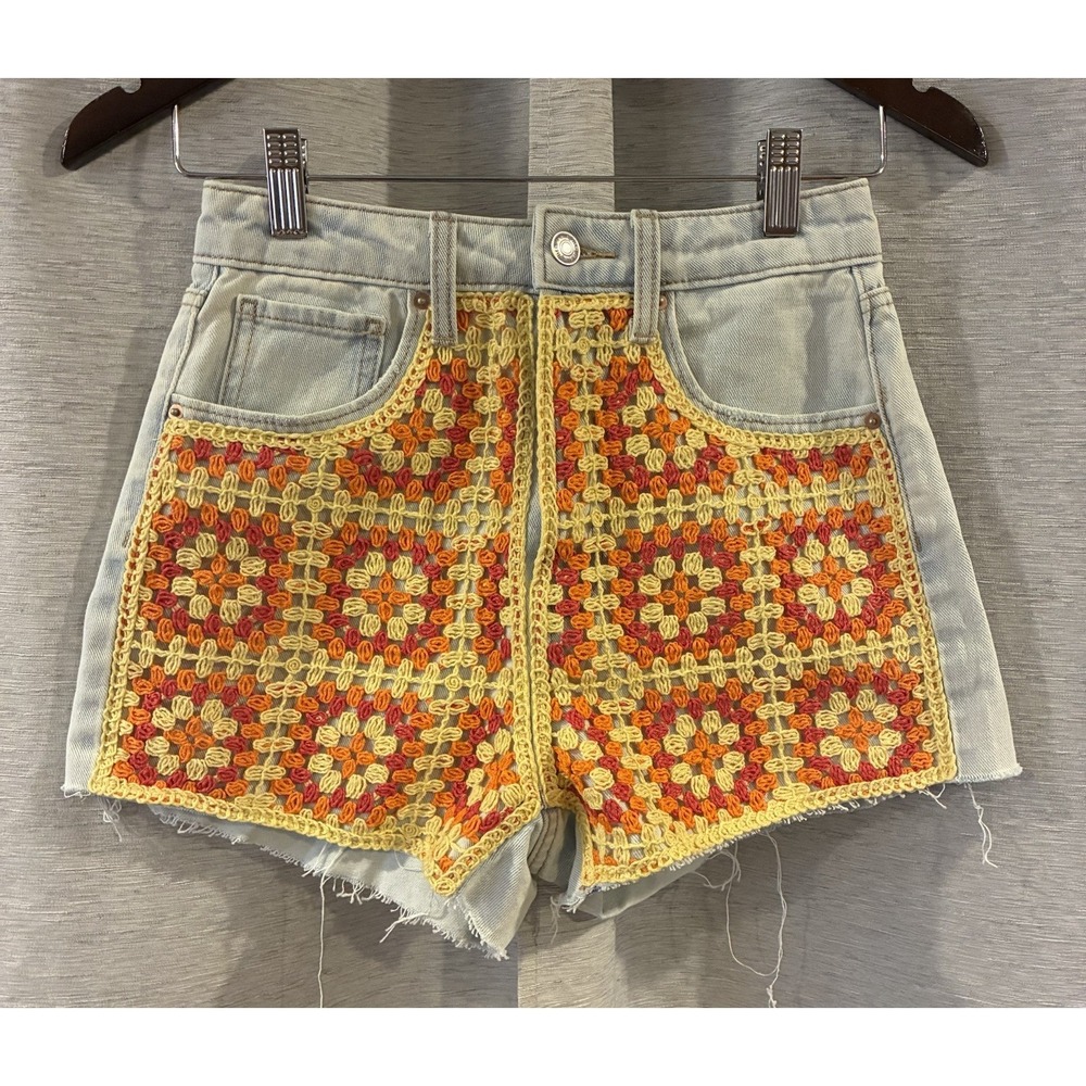 Wild Fable Women's Highest Rise Cut-Off Jean Short Front Size 00 Granny Square